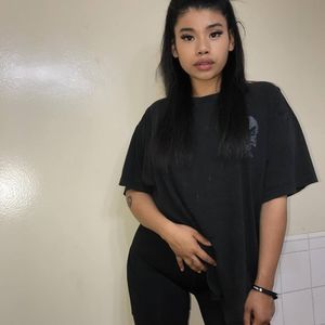 Meet your Posher, Débbíe